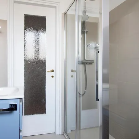 Апартаменты Light & Cozy Flat Near Navigli, Iulm, Bocconi *